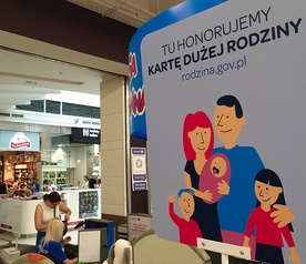  Z wprowadzonych rok temu Kart Dużej Rodziny (KDR) korzysta ponad 30 tys. rodzin na Mazowszu