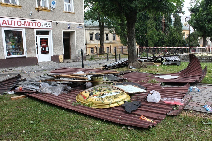 Skutki huraganu w Międzylesiu