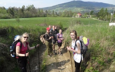 Odkrywają Beskid Wyspowy