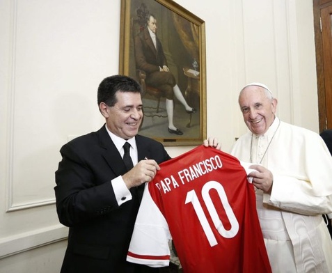 Papież spotkał się z władzami Paragwaju