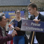 Beata Szydło na Rynku Wielkim w Szydłowcu