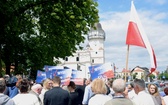 Beata Szydło na Rynku Wielkim w Szydłowcu