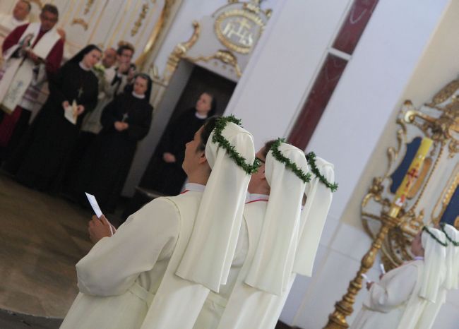 Śluby wieczyste sióstr ze Zgromadzenia Jezusa Miłosiernego