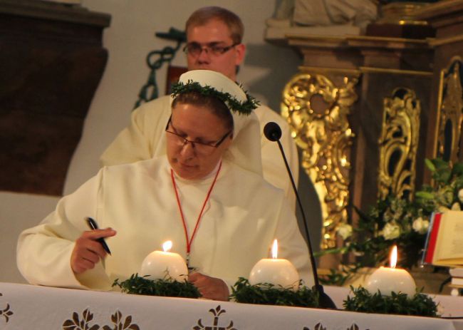 Śluby wieczyste sióstr ze Zgromadzenia Jezusa Miłosiernego