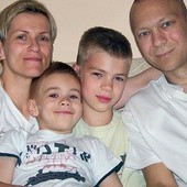 Złośliwy nowotwór, na który zachorował Tomasz Michałowski, nie osłabił więzi rodzinnych