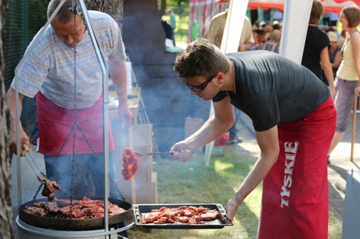 Piknik Rodzinny w bielskiej parafii NSPJ
