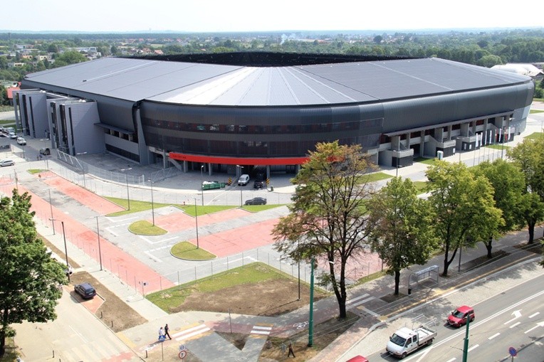 Nowy stadion w Tychach - z zewnątrz