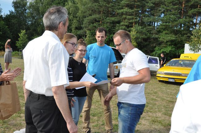 Zlot oldtimerów w Dobrzeniu Wielkim