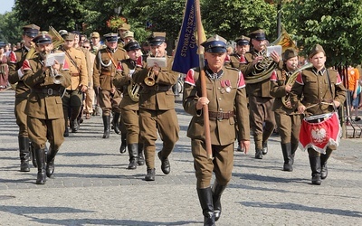 VI Odyseja Historyczna - parada w Kutnie