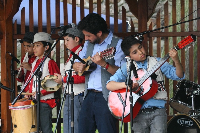 Cueca w Muzycznej Altanie 