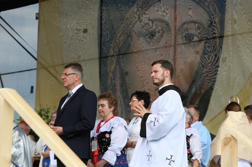 Jubileuszowy hołd dla MB Rychwałdzkiej