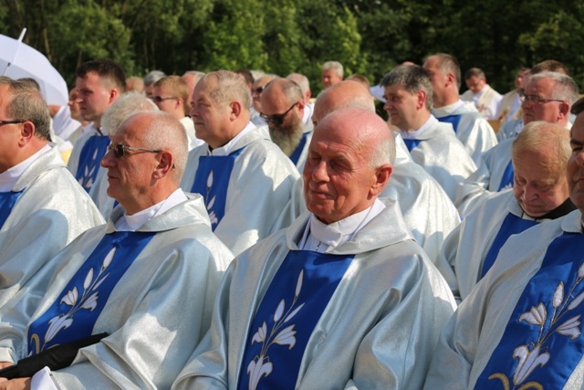 Jubileuszowy hołd dla MB Rychwałdzkiej - cz. 2