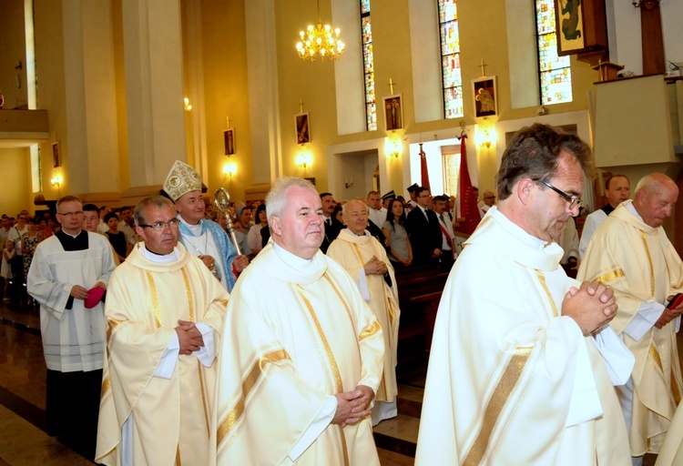 Jubileusz kościoła w Dąbrowie Tarnowskiej