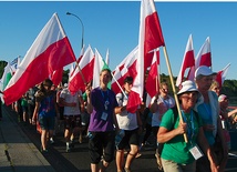 Pielgrzymka piesza to także lekcja patriotyzmu