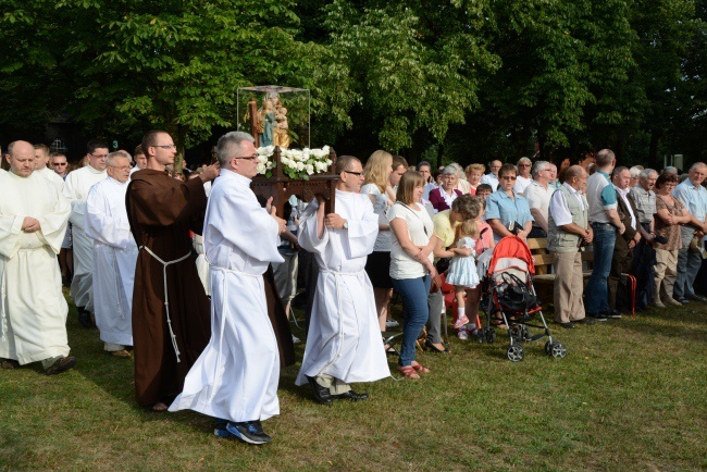 Odpust u św. Anny w Oleśnie