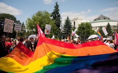 Ekstraochrona prawna dla homoseksualistów