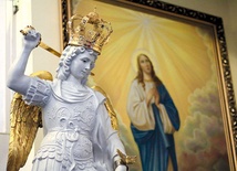  W parafii pw. Matki Bożej Gwiazdy Morza posługują księża michalici