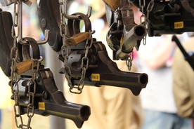 Pozwolenie na broń Grabarczyka. Sprawa umorzona