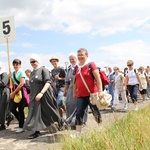 70. Pielgrzymka Rybnicka - dzień pierwszy - w drodze