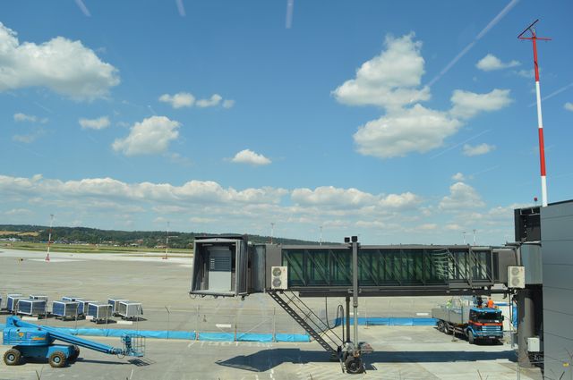 Kraków Airport już z terminalem