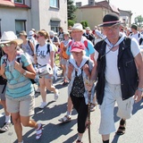 70. Pielgrzymka Rybnicka - dzień drugi - w drodze