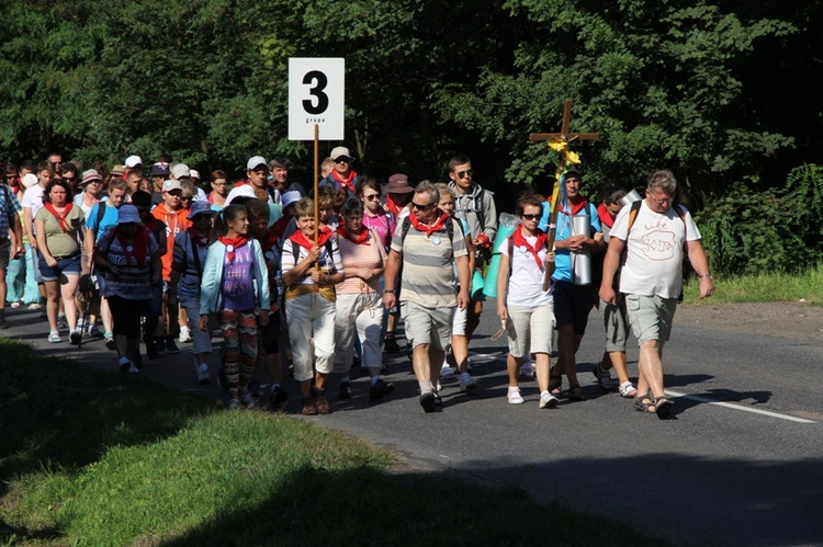 70. Pielgrzymka Rybnicka, dzień trzeci w drodze