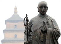 Chińskie presje w sprawie buddyjskiego klasztoru