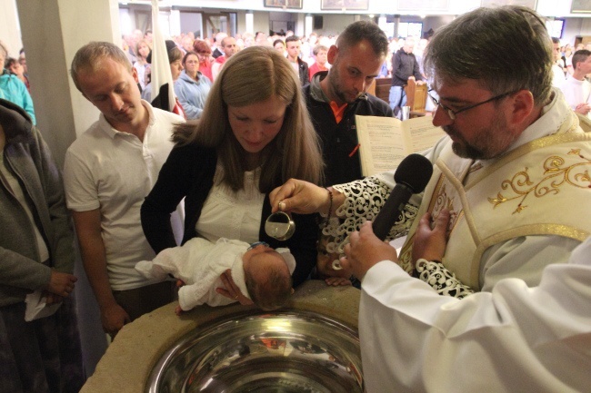 Chrzest i tysiąc gości