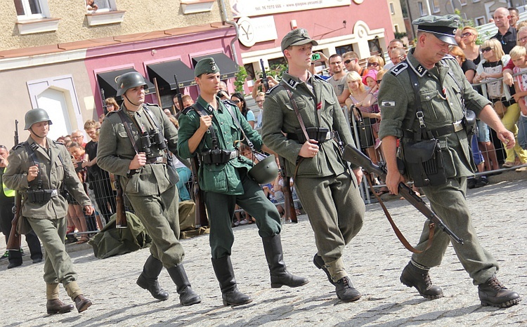 Inscenizacja powstania warszawskiego