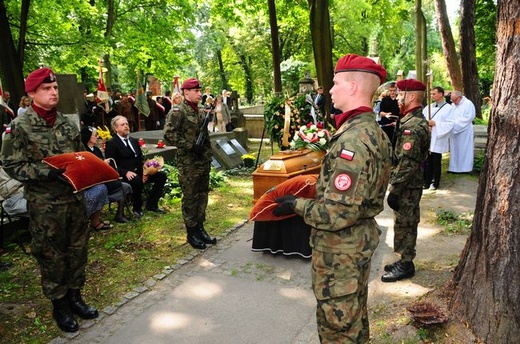 Pochowano płk. Jerzego Wesołowskiego