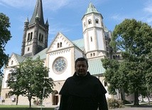  Kościół przy ul. Kruczej we Wrocławiu razem ze swoim gospodarzem dobrze pamiętają święcenia z 1986 r. dwóch przyszłych błogosławionych