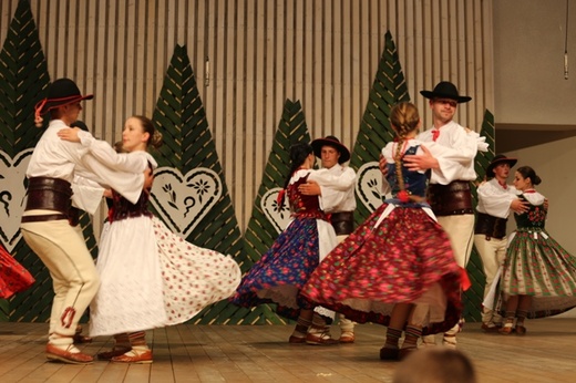 Koncert laureatów Festiwalu Górali Polskich na 52. TKB w Żywcu