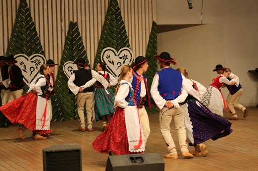 Koncert laureatów Festiwalu Górali Polskich na 52. TKB w Żywcu