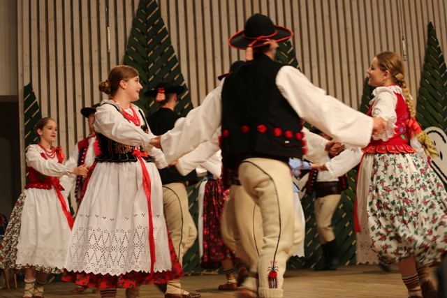 Koncert laureatów Festiwalu Górali Polskich na 52. TKB w Żywcu