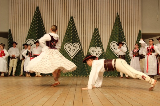 Koncert laureatów Festiwalu Górali Polskich na 52. TKB w Żywcu