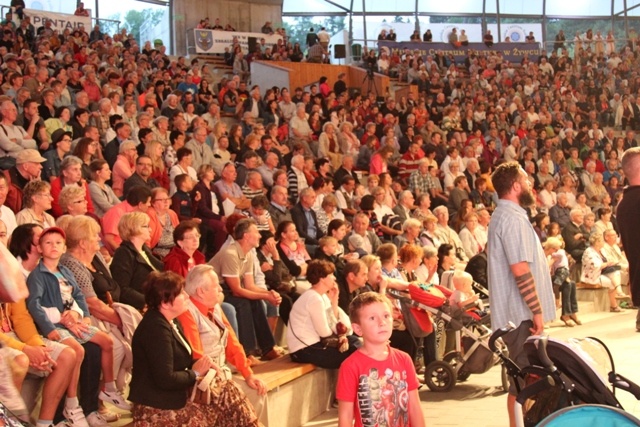 Koncert laureatów Festiwalu Górali Polskich na 52. TKB w Żywcu