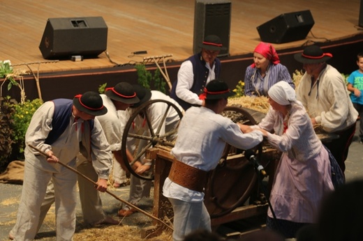 Koncert laureatów Festiwalu Górali Polskich na 52. TKB w Żywcu