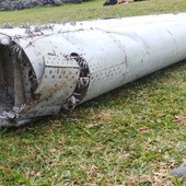 Nowe fragmenty boeinga znalezione na Reunion