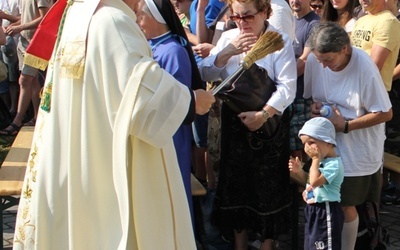 24. Piesza Pielgrzymka Diecezji Bielsko-Żywieckiej na Jasną Górę - w Hałcnowie