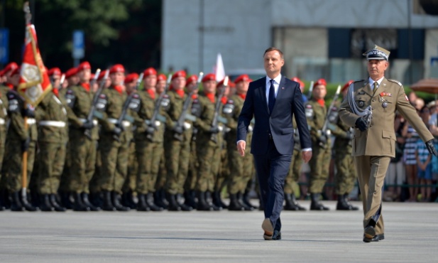 Duda: Musimy mieć silną armię