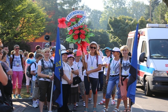 14. Pielgrzymka Dekanatu Czechowickiego w drodze na Jasną Górę