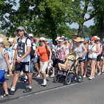 Opoczyńska kolumna pieszej pielgrzymki diecezji radomskiej