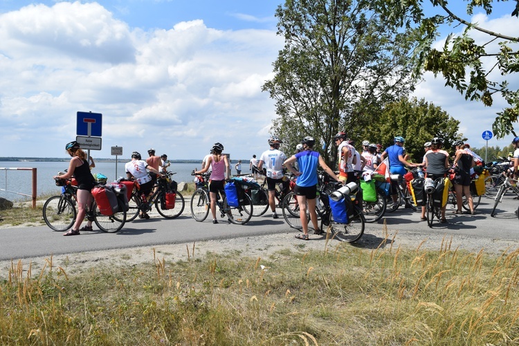 Pierwszy tydzień wyprawy "Radość Życia" NINIWA Team