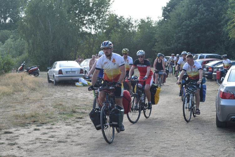 Pierwszy tydzień wyprawy "Radość Życia" NINIWA Team