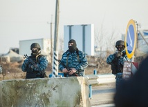 Ukraina: Separatyści walczą, rosyjski dowódca pociąga za sznurki