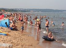  Trójmiejskie plaże w sezonie przeżywają prawdziwe oblężenie