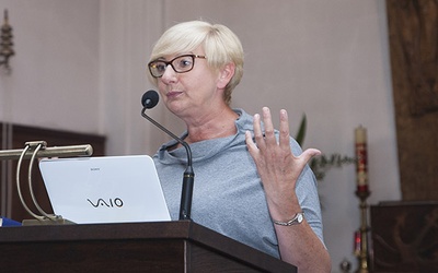  Konferencje w Kołobrzegu prowadziła teolog Irena Neumueler