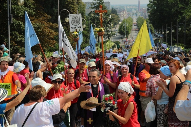 Powitanie pielgrzymów bielsko-żywieckich A.D. 2015 - cz. 1