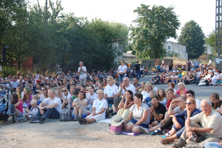 Msza św. w Gocławicach