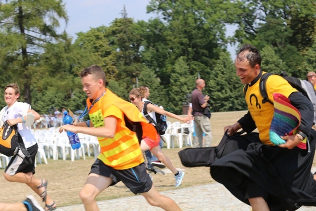 Powitanie pielgrzymów bielsko-żywieckich A.D. 2015 - cz. 2